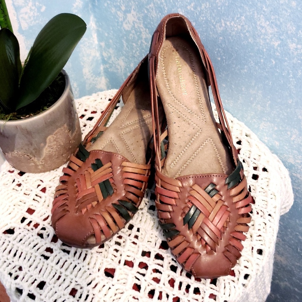 Naturalizer Huarache Flat